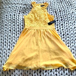Yellow dress with lace crocheted top